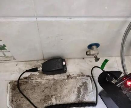 南湖屋顶漏水维修公司分享下卫生间漏水的危害及解决方法